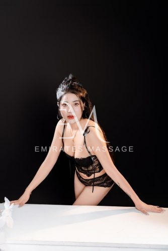 Chally with Black hair, top Escorts from Saudi Arabia, Emirates Massage - 3