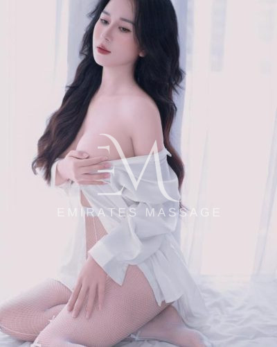 ely-singaporean-escort-in-doha_0