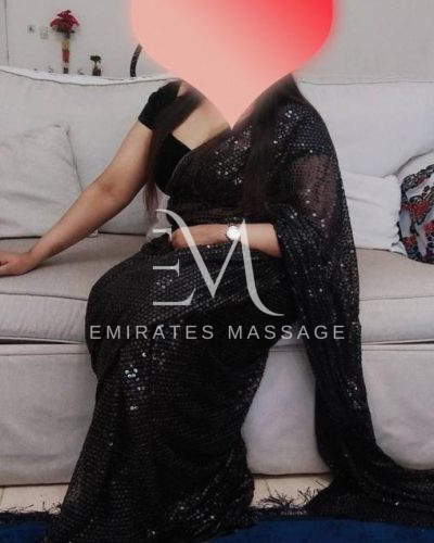 radhika-busty-milf-indian-escort-in-dubai_0